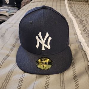 New 59Fifty New York Yankees hat 7 1/2